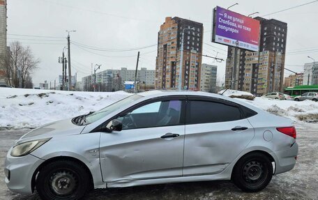 Hyundai Solaris II рестайлинг, 2013 год, 500 000 рублей, 12 фотография