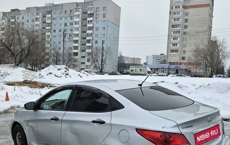 Hyundai Solaris II рестайлинг, 2013 год, 500 000 рублей, 6 фотография