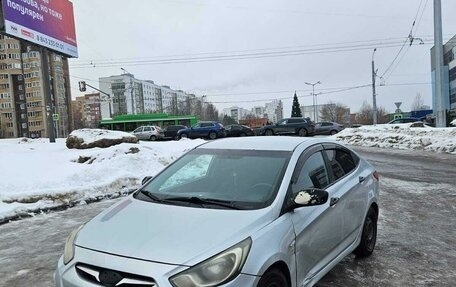 Hyundai Solaris II рестайлинг, 2013 год, 500 000 рублей, 13 фотография