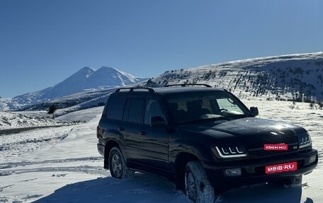 Toyota Land Cruiser 100 рестайлинг 2, 2004 год, 1 950 000 рублей, 1 фотография