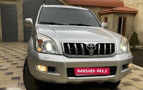 Toyota Land Cruiser 100 рестайлинг 2, 2006 год, 2 600 000 рублей, 4 фотография