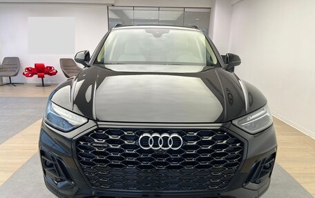 Audi Q5, 2023 год, 11 140 000 рублей, 2 фотография