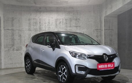 Renault Kaptur I рестайлинг, 2018 год, 1 464 000 рублей, 3 фотография