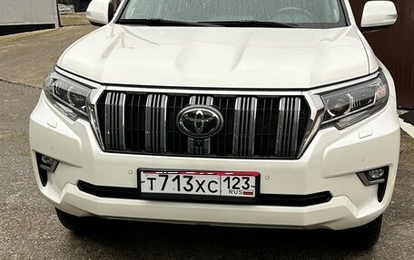 Toyota Land Cruiser Prado 150 рестайлинг 2, 2019 год, 6 000 000 рублей, 1 фотография