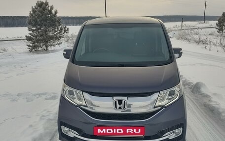 Honda Stepwgn IV, 2015 год, 2 330 000 рублей, 18 фотография