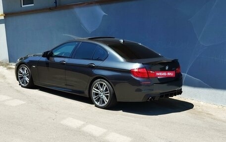 BMW 5 серия, 2010 год, 2 500 000 рублей, 3 фотография