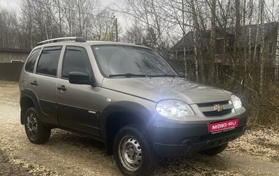 Chevrolet Niva I рестайлинг, 2013 год, 670 000 рублей, 1 фотография