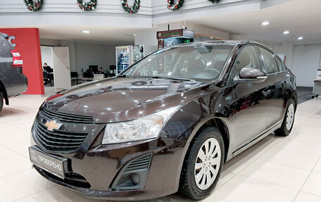 Chevrolet Cruze II, 2014 год, 990 000 рублей, 5 фотография