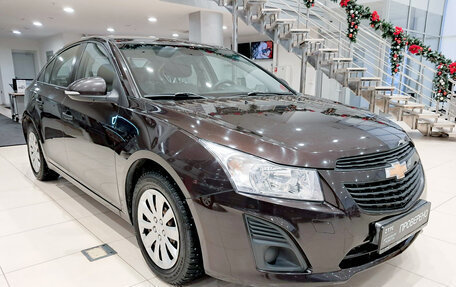 Chevrolet Cruze II, 2014 год, 990 000 рублей, 7 фотография