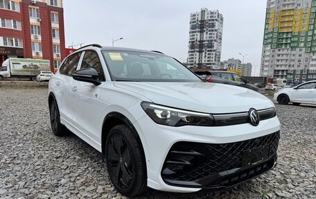 Volkswagen Tiguan, 2024 год, 5 300 000 рублей, 2 фотография