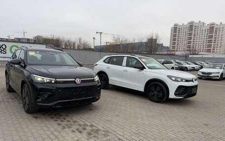 Volkswagen Tiguan, 2024 год, 5 300 000 рублей, 14 фотография