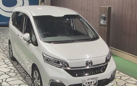 Honda Freed II, 2020 год, 2 250 000 рублей, 33 фотография