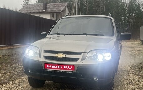 Chevrolet Niva I рестайлинг, 2013 год, 670 000 рублей, 3 фотография