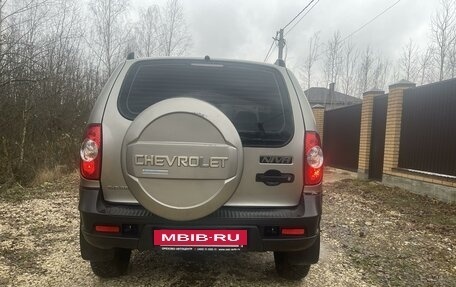 Chevrolet Niva I рестайлинг, 2013 год, 670 000 рублей, 6 фотография