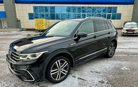 Volkswagen Tiguan II, 2021 год, 3 990 000 рублей, 11 фотография