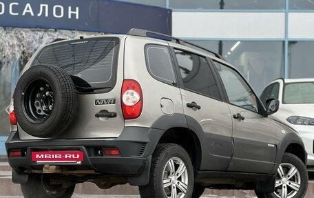 Chevrolet Niva I рестайлинг, 2013 год, 650 000 рублей, 3 фотография