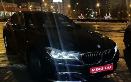 BMW 7 серия, 2017 год, 3 100 000 рублей, 7 фотография