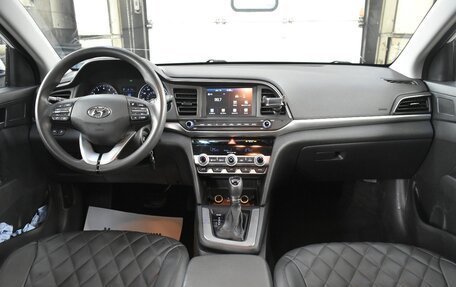 Hyundai Elantra VI рестайлинг, 2020 год, 1 730 000 рублей, 18 фотография