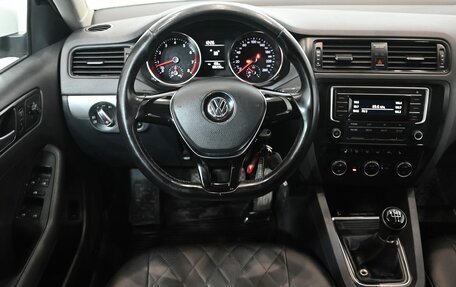 Volkswagen Jetta VI, 2016 год, 1 301 000 рублей, 15 фотография