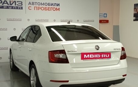 Skoda Octavia, 2017 год, 1 839 000 рублей, 6 фотография