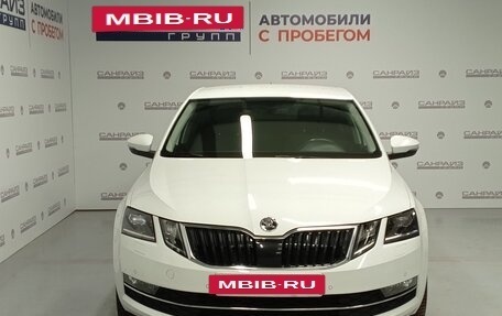 Skoda Octavia, 2017 год, 1 839 000 рублей, 2 фотография