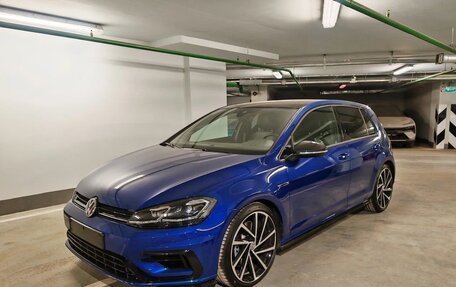 Volkswagen Golf R VII, 2020 год, 4 900 000 рублей, 2 фотография