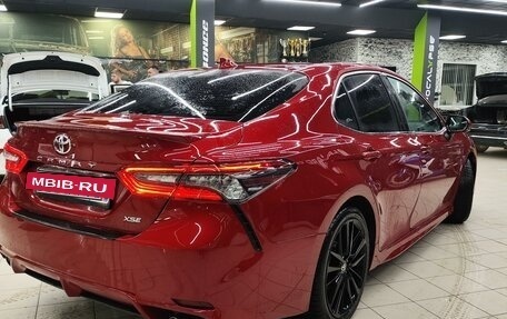 Toyota Camry, 2021 год, 3 100 000 рублей, 10 фотография