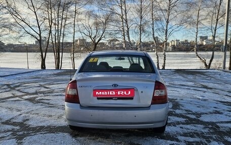 KIA Cerato I, 2004 год, 700 000 рублей, 6 фотография