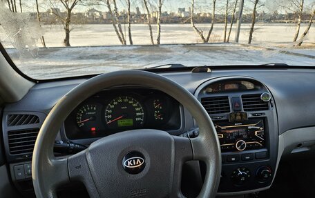 KIA Cerato I, 2004 год, 700 000 рублей, 15 фотография