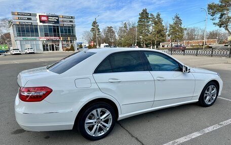 Mercedes-Benz E-Класс, 2011 год, 4 фотография