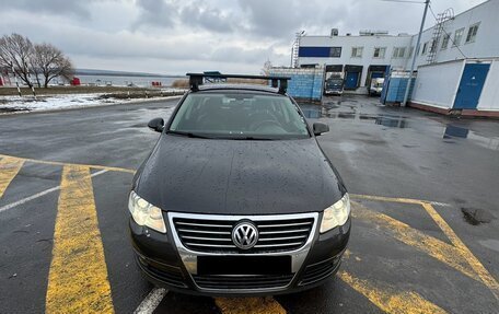 Volkswagen Passat B6, 2010 год, 1 000 000 рублей, 1 фотография