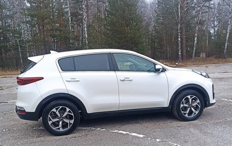 KIA Sportage IV рестайлинг, 2021 год, 2 600 000 рублей, 7 фотография