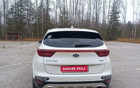 KIA Sportage IV рестайлинг, 2021 год, 2 600 000 рублей, 5 фотография