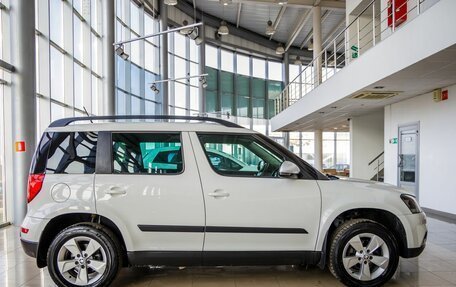 Skoda Yeti I рестайлинг, 2013 год, 1 228 000 рублей, 8 фотография