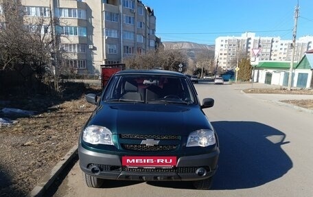 Chevrolet Niva I рестайлинг, 2015 год, 830 000 рублей, 6 фотография