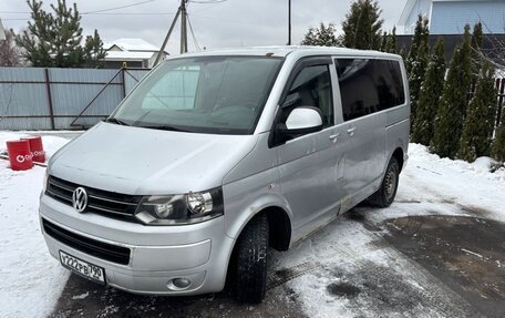 Volkswagen Caravelle T5, 2010 год, 1 700 000 рублей, 3 фотография