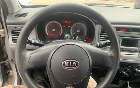 KIA Rio II, 2010 год, 715 000 рублей, 7 фотография