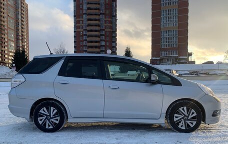 Honda Fit Shuttle I рестайлинг, 2012 год, 1 200 000 рублей, 2 фотография