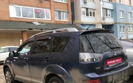 Mitsubishi Outlander III рестайлинг 3, 2007 год, 990 000 рублей, 1 фотография