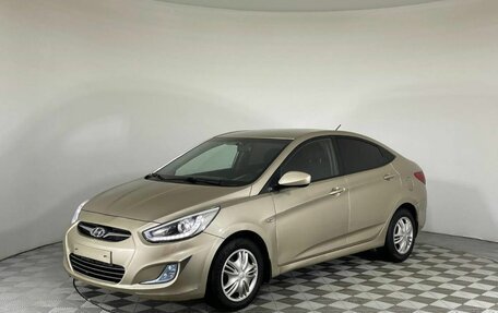 Hyundai Solaris II рестайлинг, 2013 год, 920 000 рублей, 1 фотография