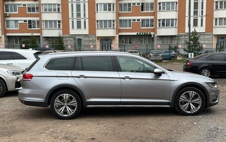 Volkswagen Passat B8 рестайлинг, 2019 год, 3 250 000 рублей, 7 фотография