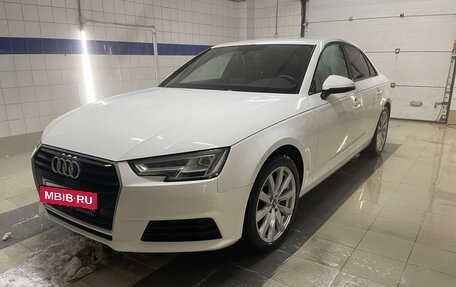 Audi A4, 2019 год, 2 850 000 рублей, 2 фотография