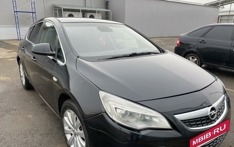 Opel Astra J, 2011 год, 720 000 рублей, 3 фотография