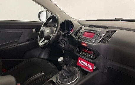 KIA Sportage III, 2010 год, 1 400 000 рублей, 17 фотография