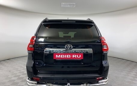 Toyota Land Cruiser Prado 150 рестайлинг 2, 2018 год, 5 700 000 рублей, 6 фотография