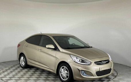 Hyundai Solaris II рестайлинг, 2013 год, 920 000 рублей, 3 фотография