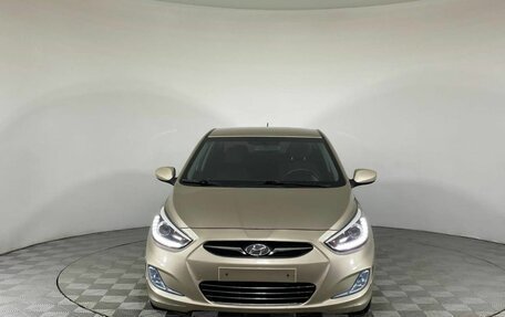 Hyundai Solaris II рестайлинг, 2013 год, 920 000 рублей, 2 фотография