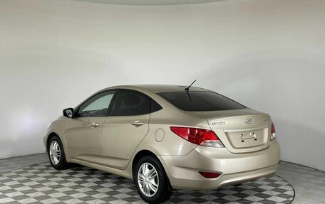 Hyundai Solaris II рестайлинг, 2013 год, 920 000 рублей, 7 фотография