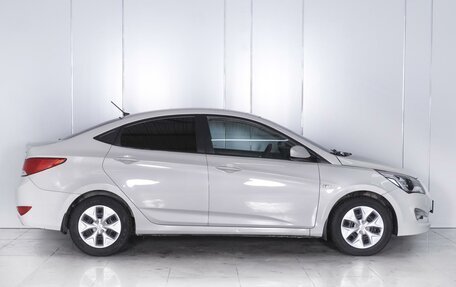 Hyundai Solaris II рестайлинг, 2015 год, 999 000 рублей, 5 фотография