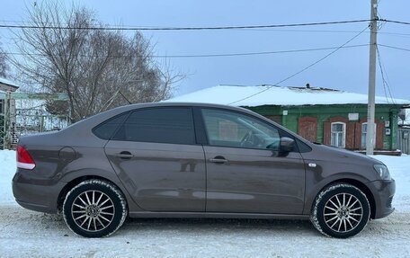 Volkswagen Polo VI (EU Market), 2015 год, 975 000 рублей, 10 фотография